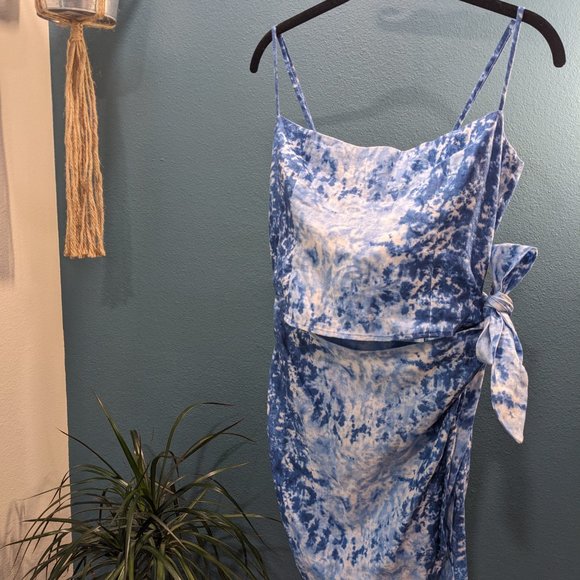 Reformation Marseilles Linen Shibori Dye Dress - Picture 3 of 11